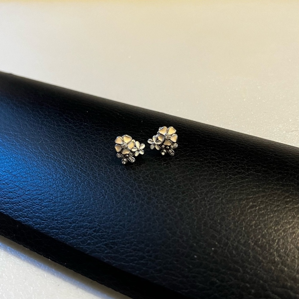 Pandora flower earrings
